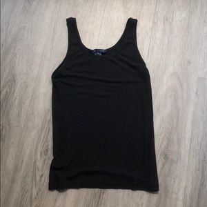 Black stretchy tank top